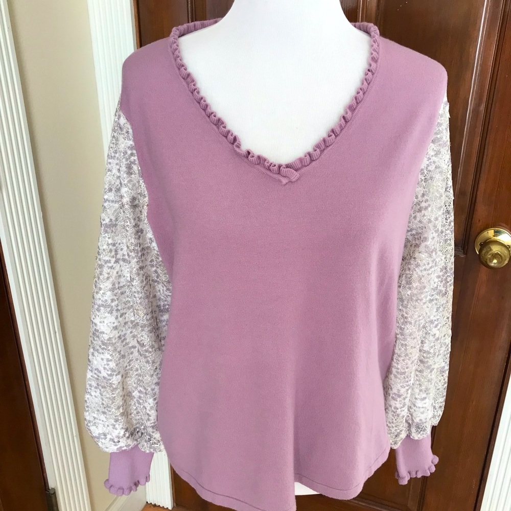 ✨✨Sweater with Blousey Sleeves!✨✨